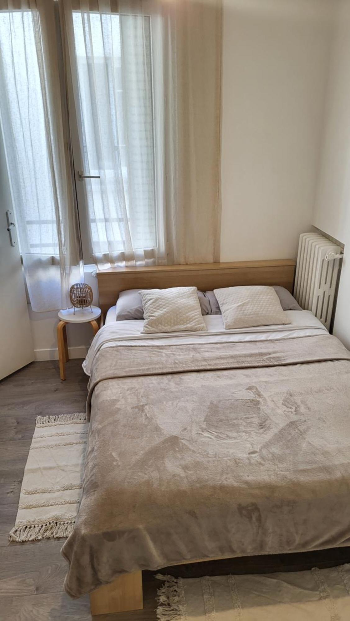 Apparemment Parisien Apartment